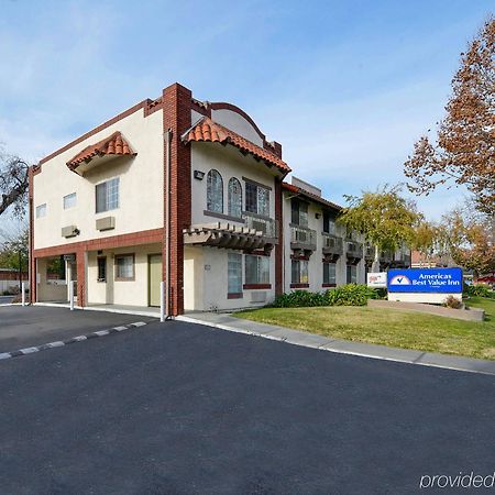 Americas Best Value Inn San Jose Convention Center Экстерьер фото